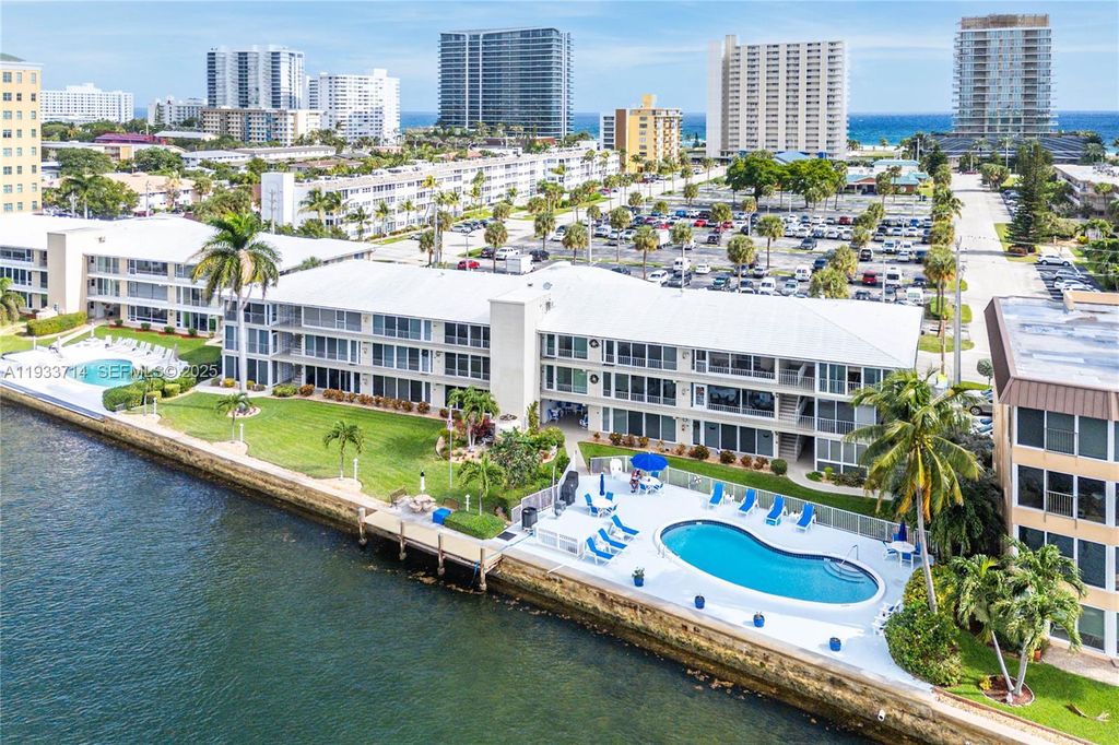 Photo of 743 N Riverside Dr #5C, Pompano Beach, FL 33062 (MLS # A11933714)