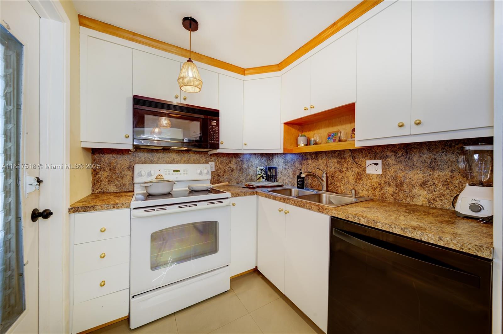 DEERFIELD BEACH GARDENS C - Residential Lease