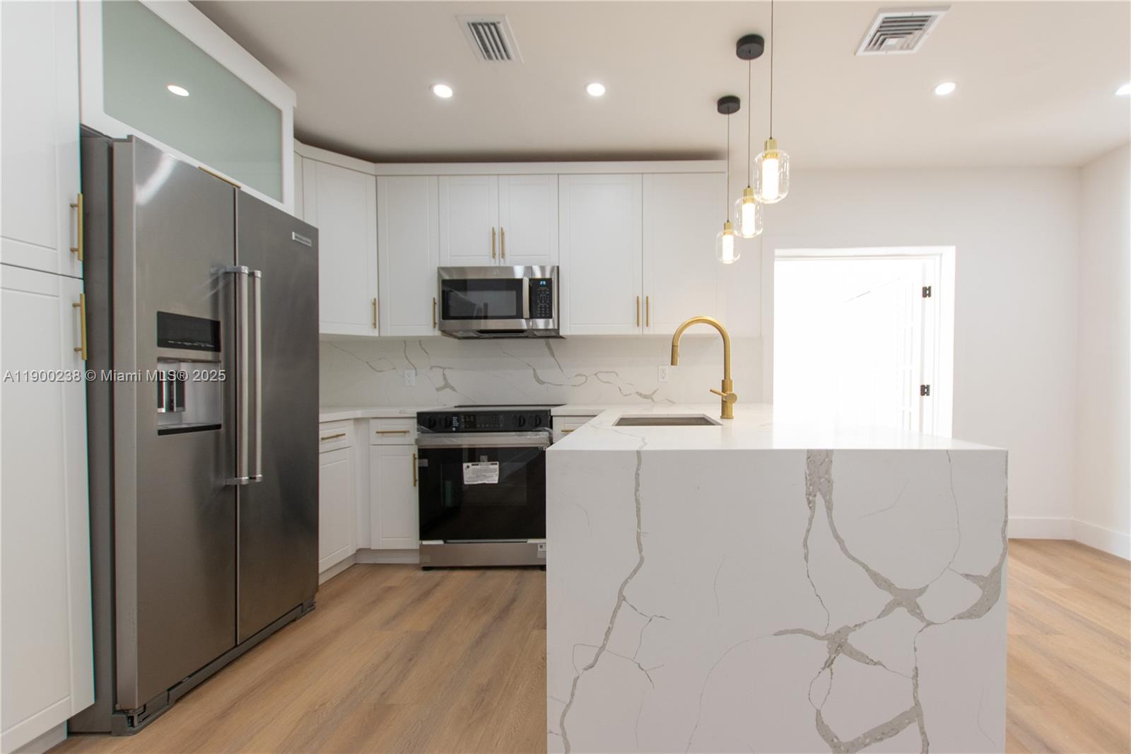 KIMBERLY VILLAGE SEC ONE - Residential