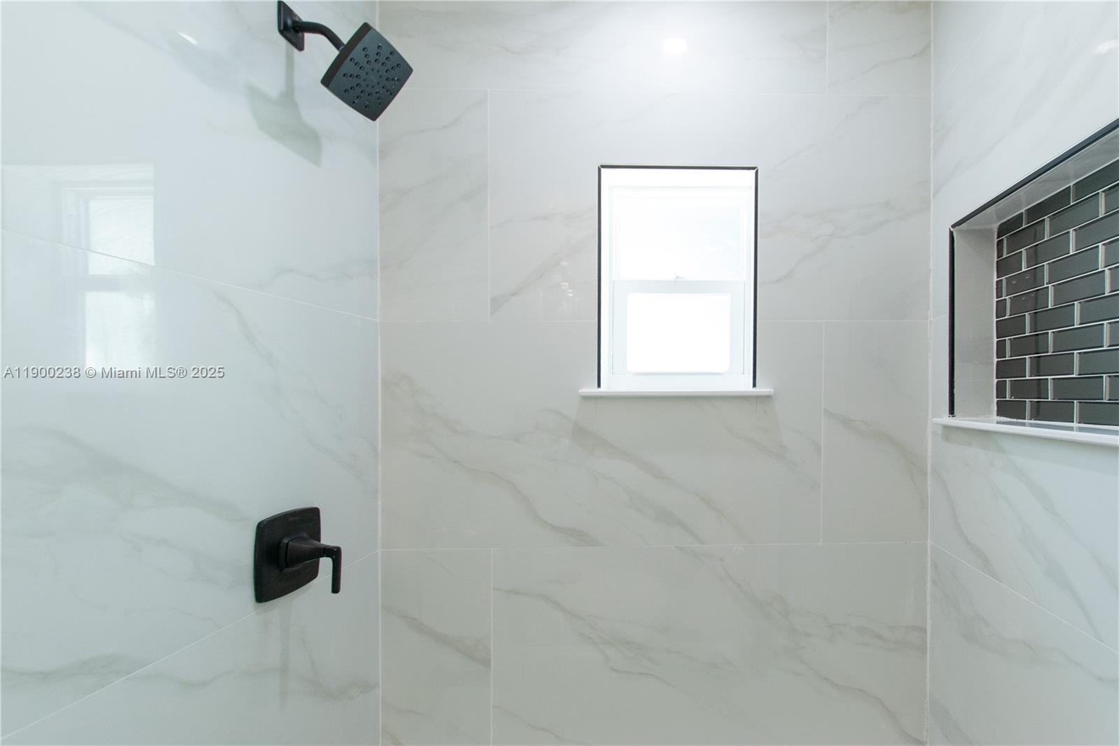 KIMBERLY VILLAGE SEC ONE - Residential