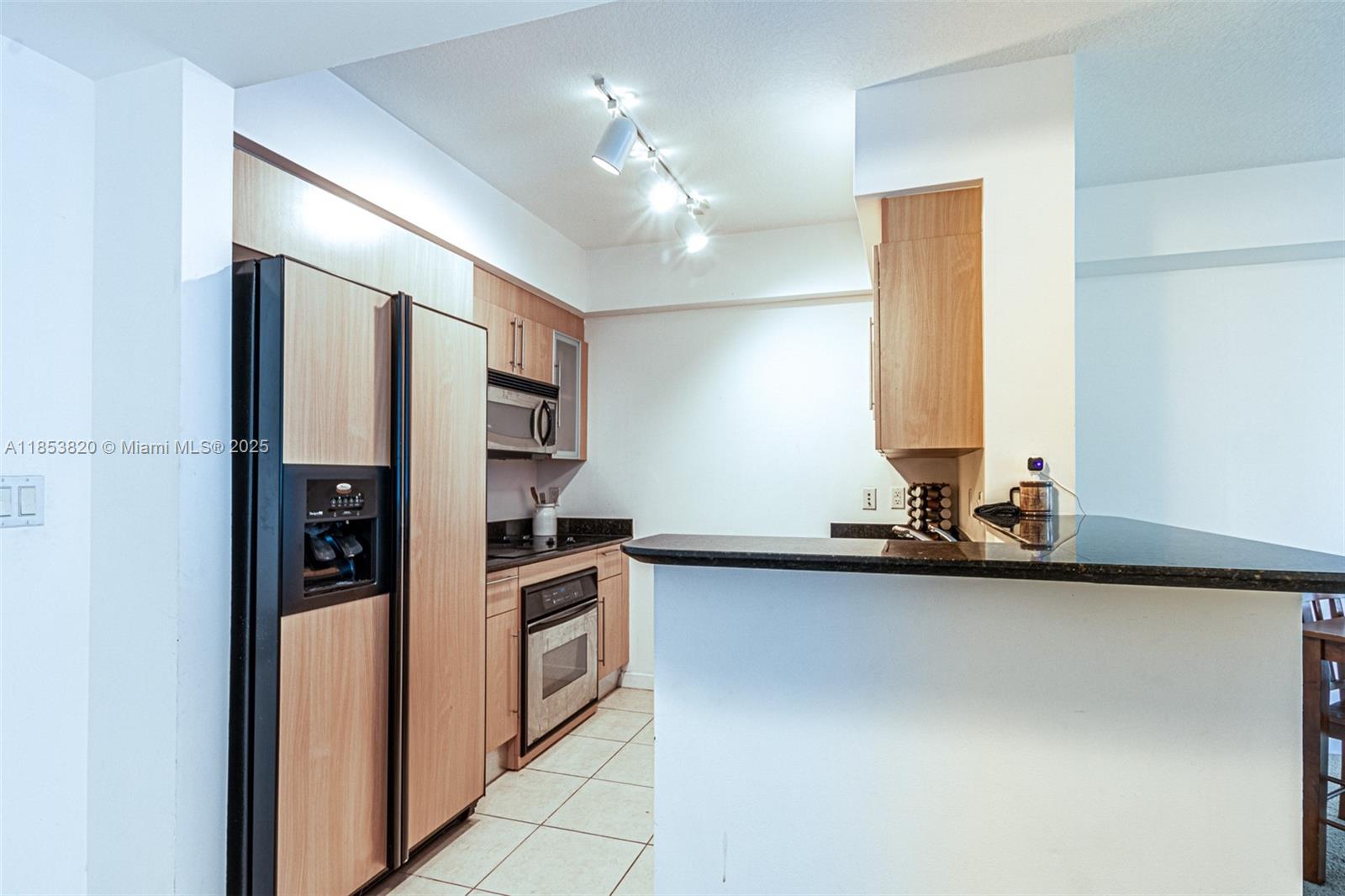 ONE MIAMI EAST CONDO - Residential Lease