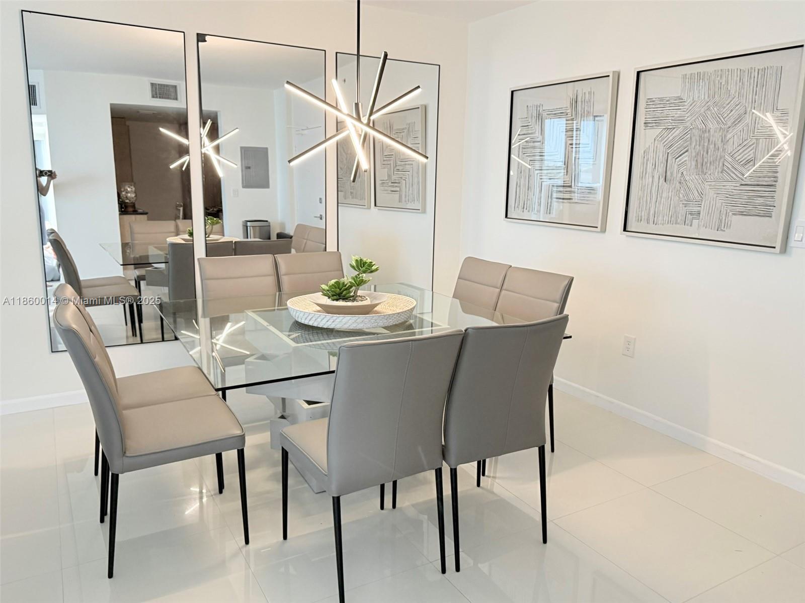 10275 Collins Ave 606