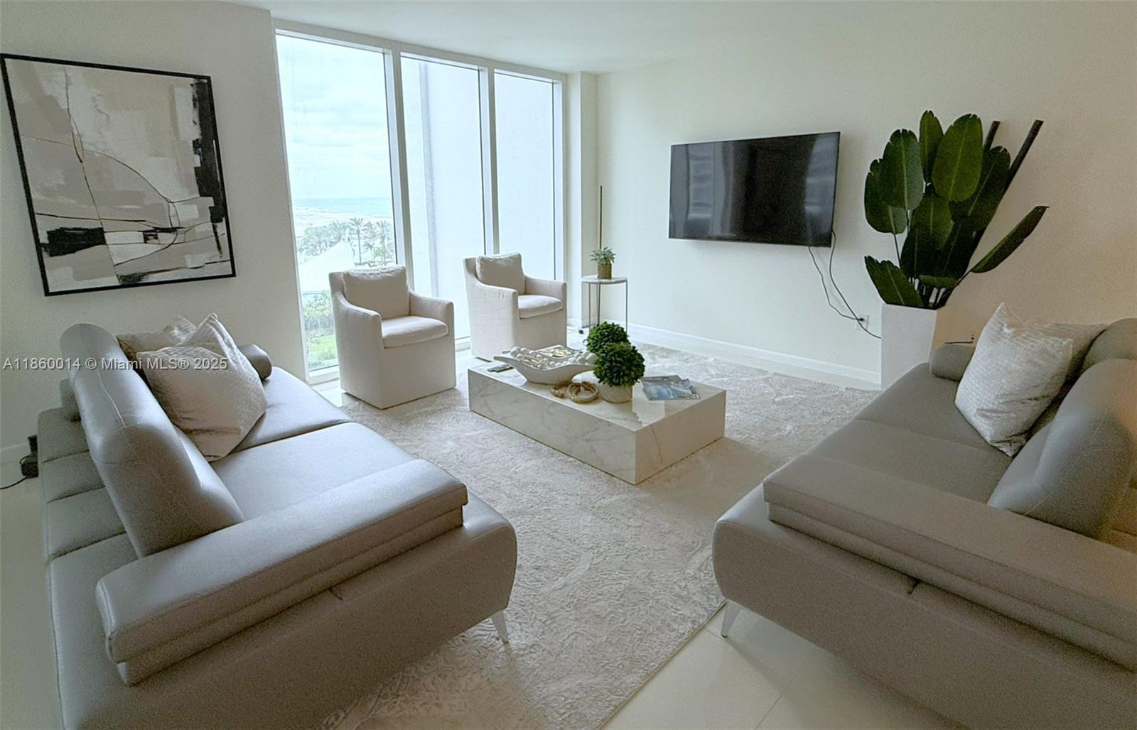 10275 Collins Ave 606