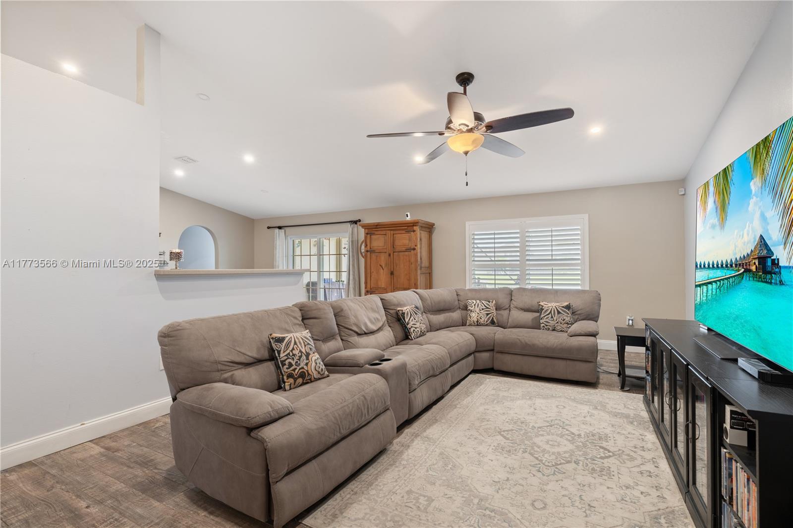 ASHLEY LAKES NORTH - Residential