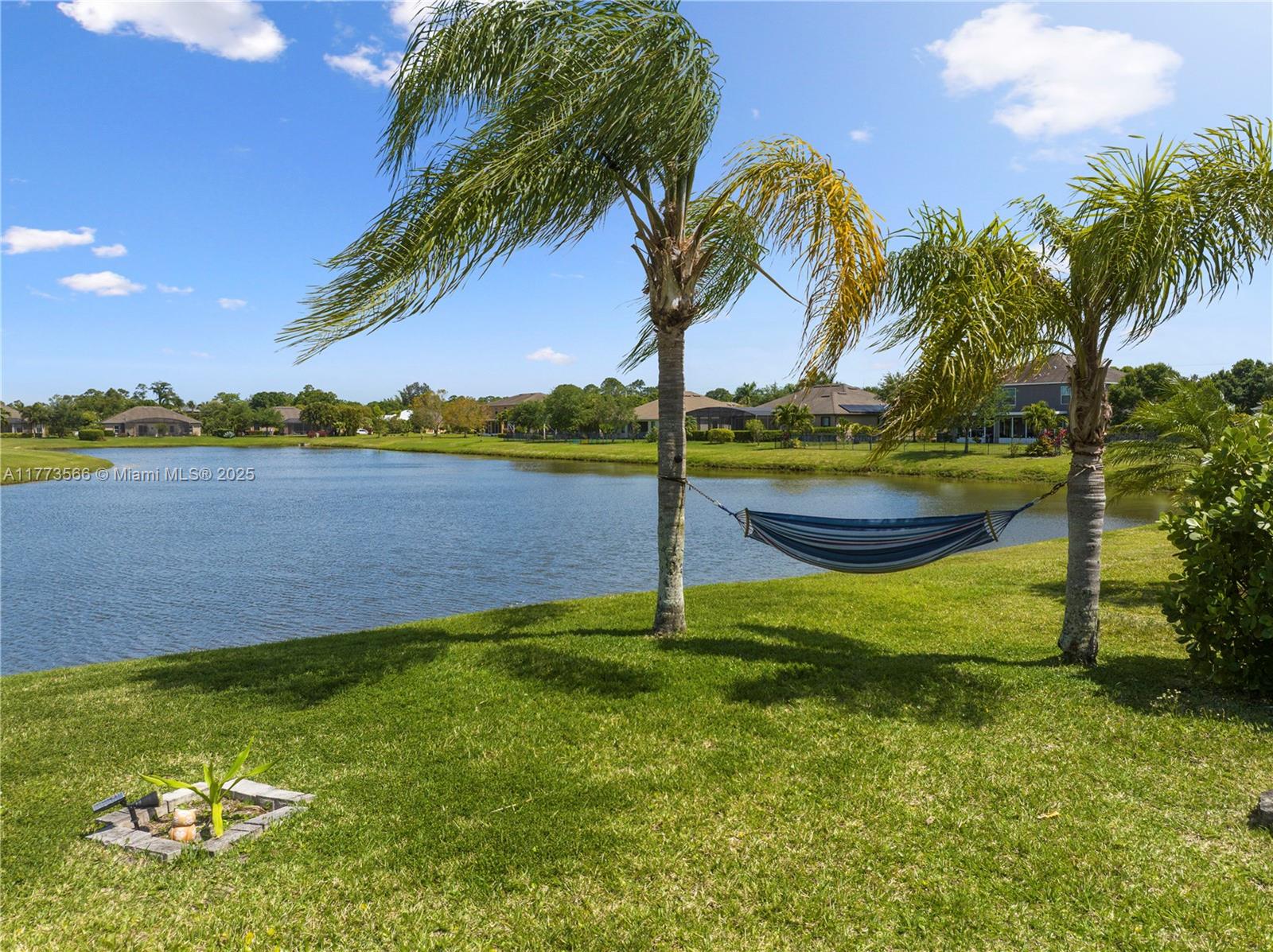 ASHLEY LAKES NORTH - Residential