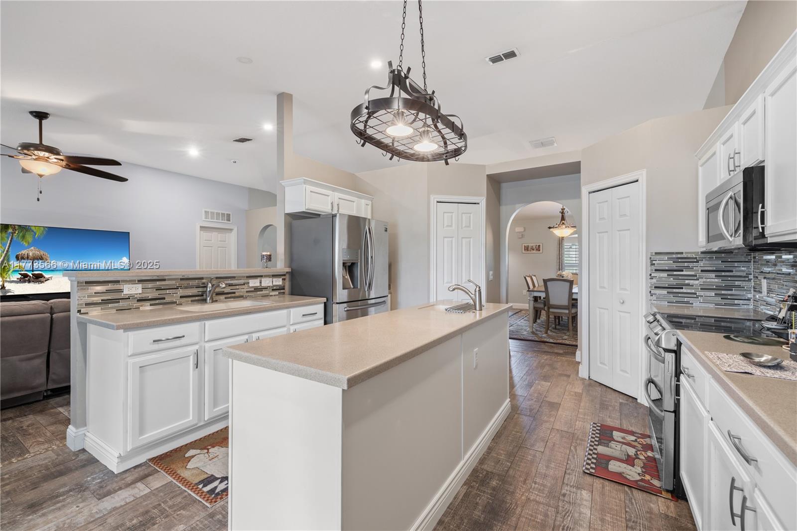 ASHLEY LAKES NORTH - Residential