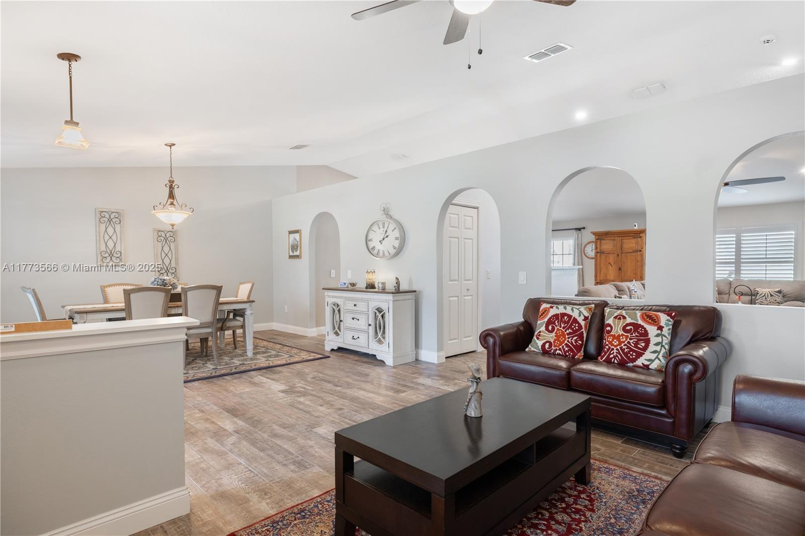 ASHLEY LAKES NORTH - Residential