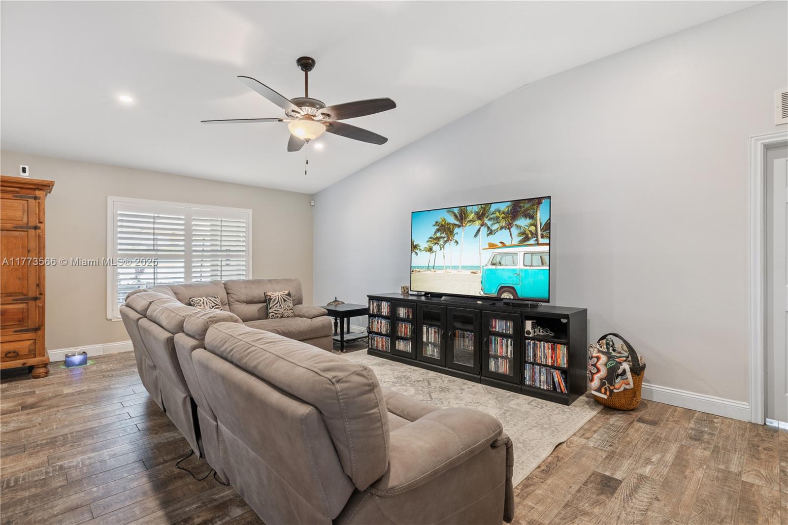 ASHLEY LAKES NORTH - Residential