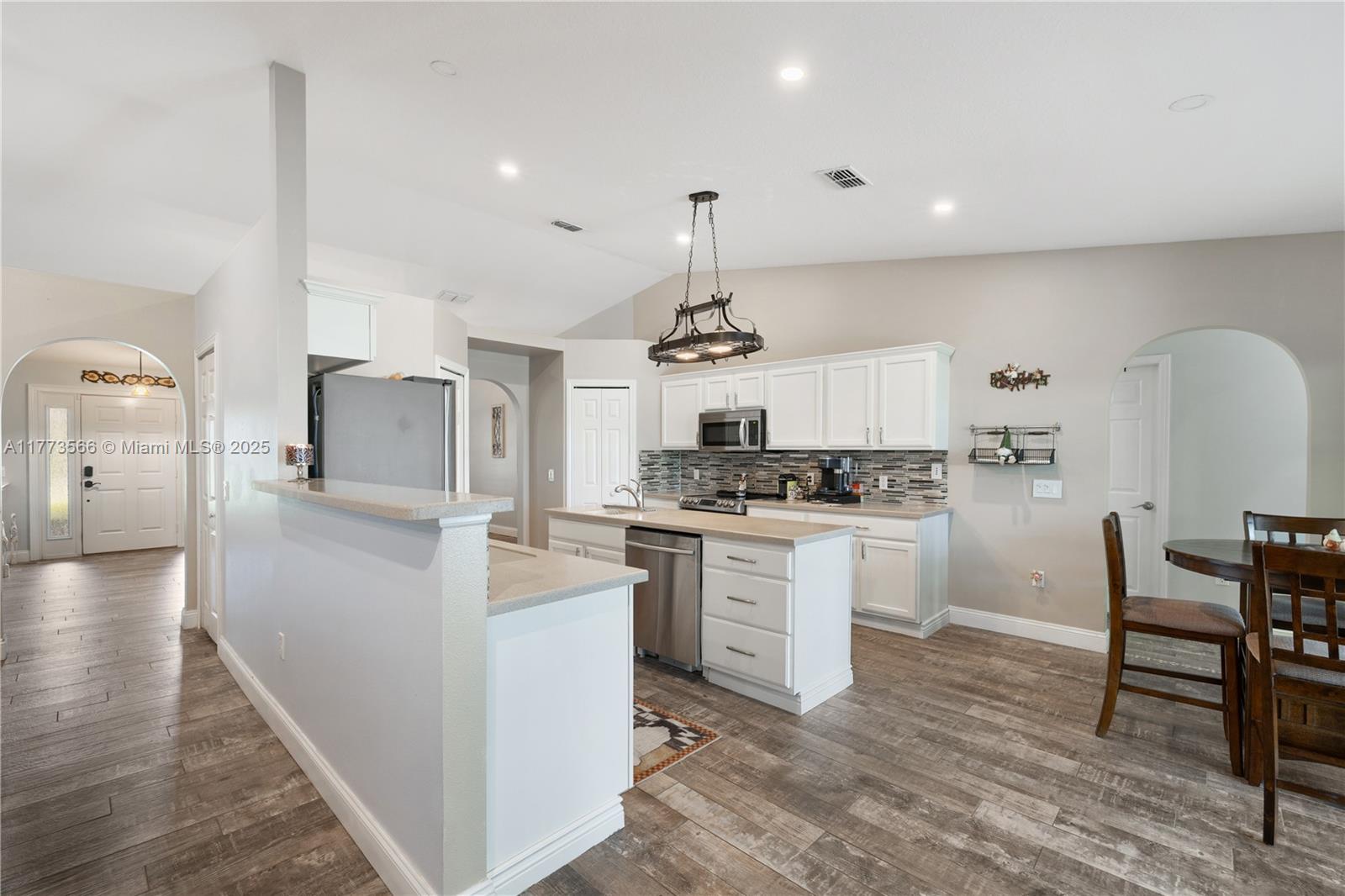 ASHLEY LAKES NORTH - Residential