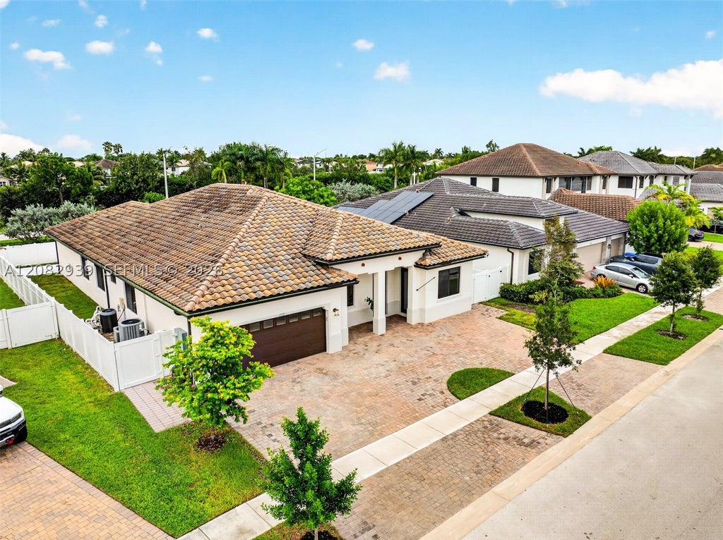 Photo of 17781 SW 41st St, Miramar, FL 33029 (MLS # A12082939)