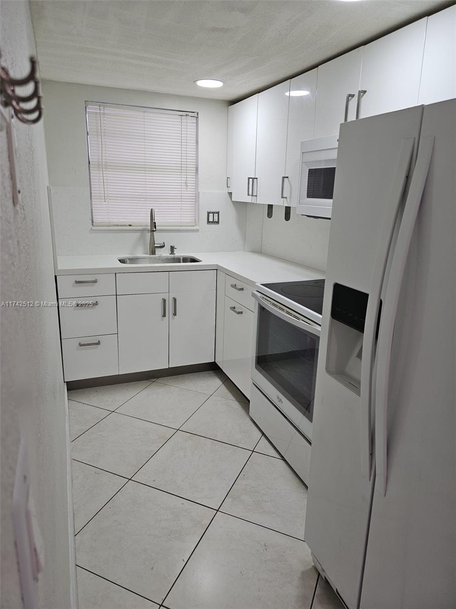 PLAZA APTS CONDO - Residential