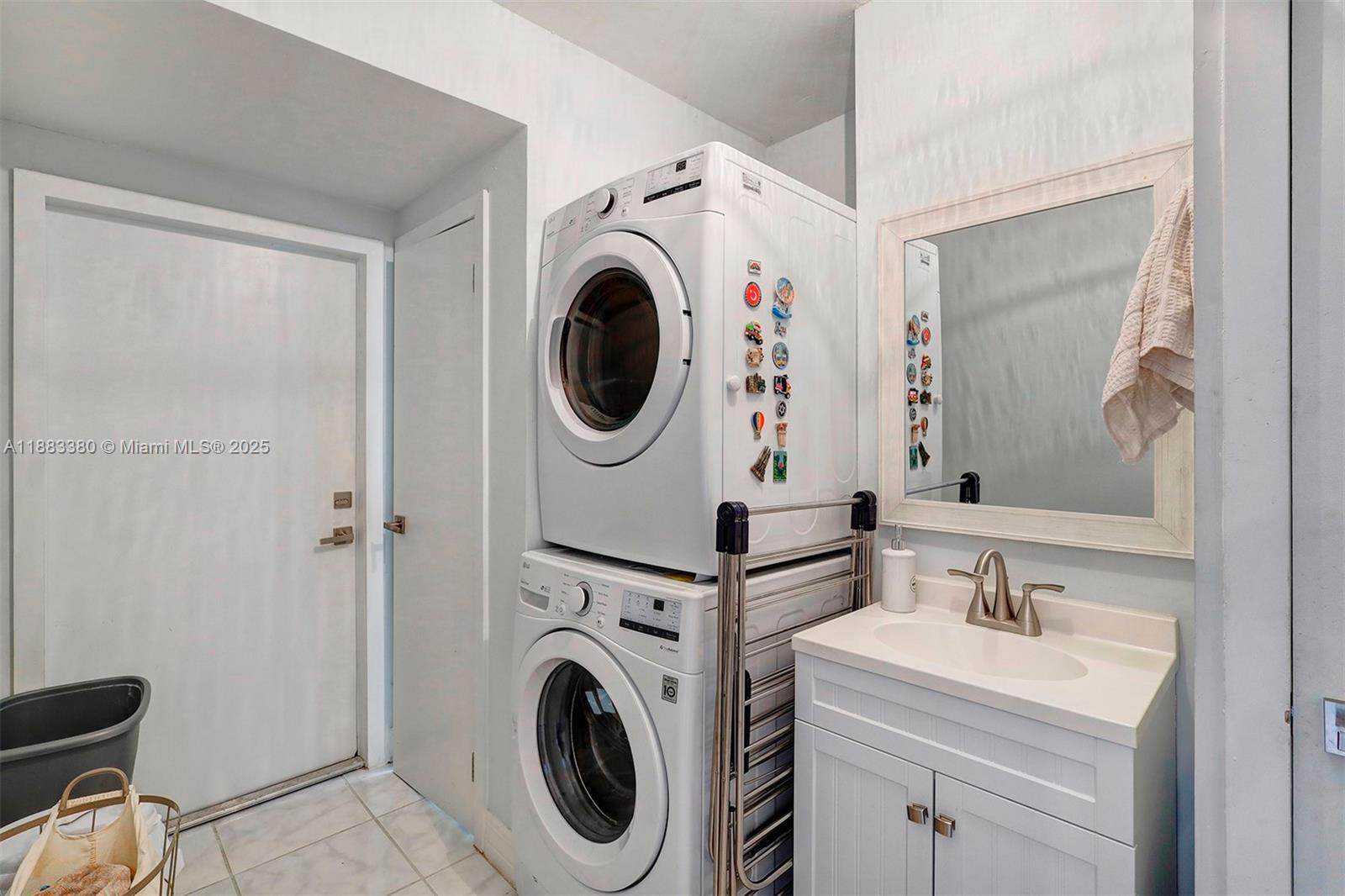 NEW RIVER GROVES 2ND ADD - Residential Lease