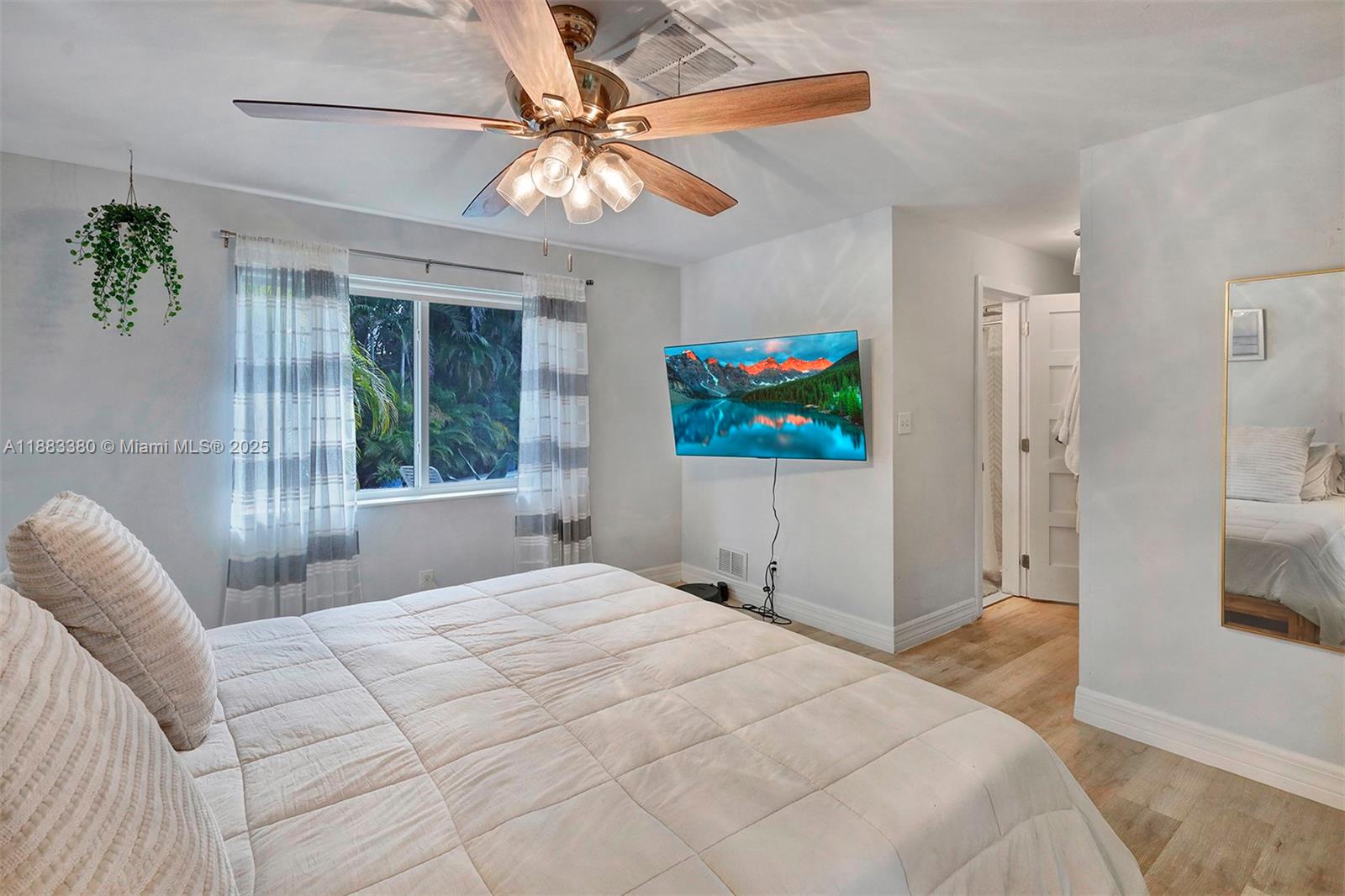 NEW RIVER GROVES 2ND ADD - Residential Lease