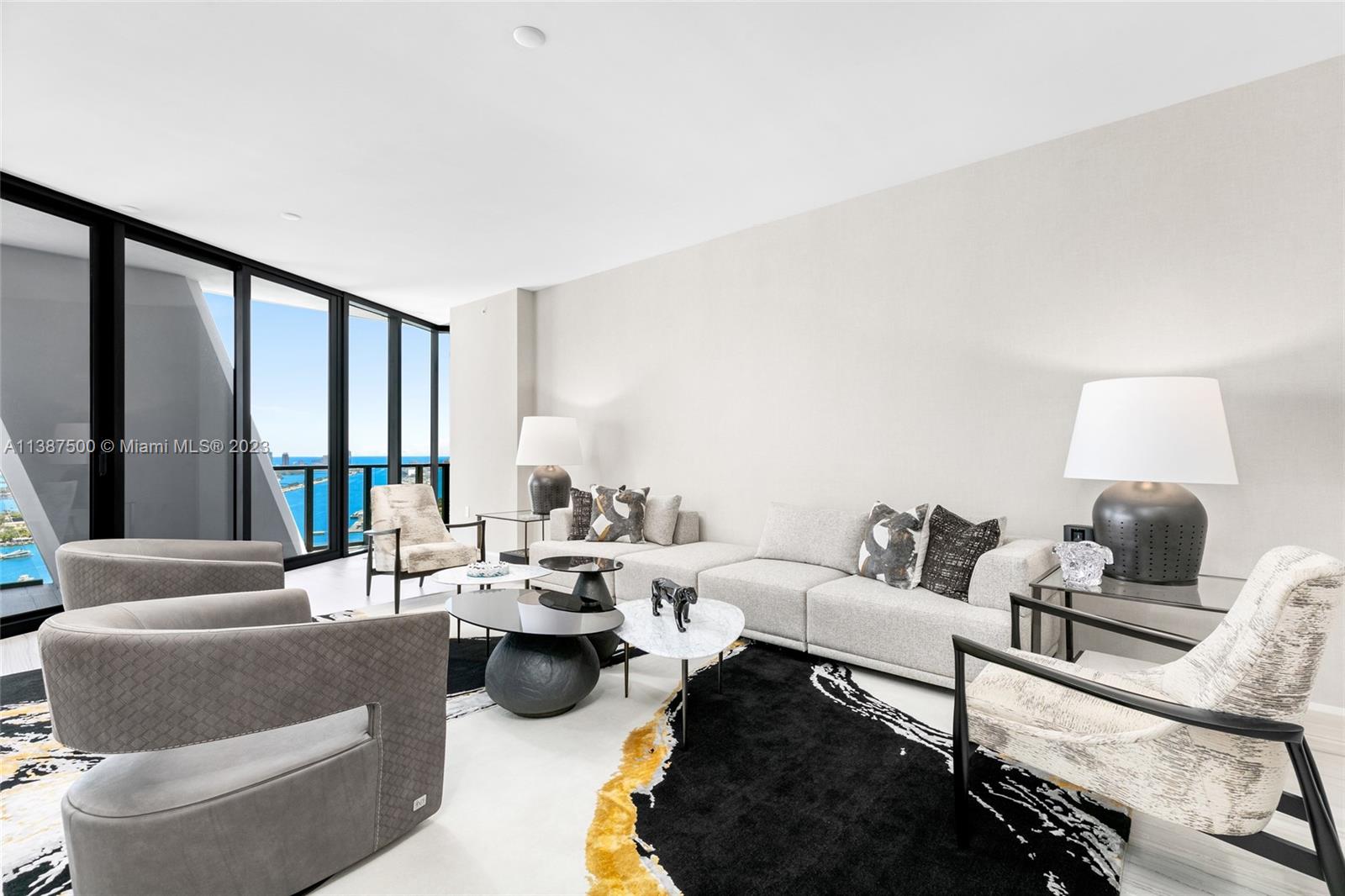 ONE THOUSAND MUSEUM CONDO - Residential