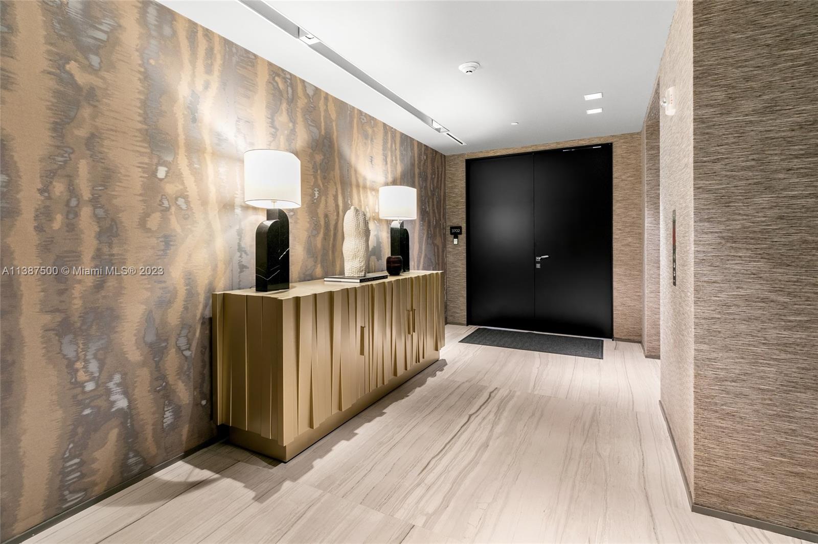 ONE THOUSAND MUSEUM CONDO - Residential