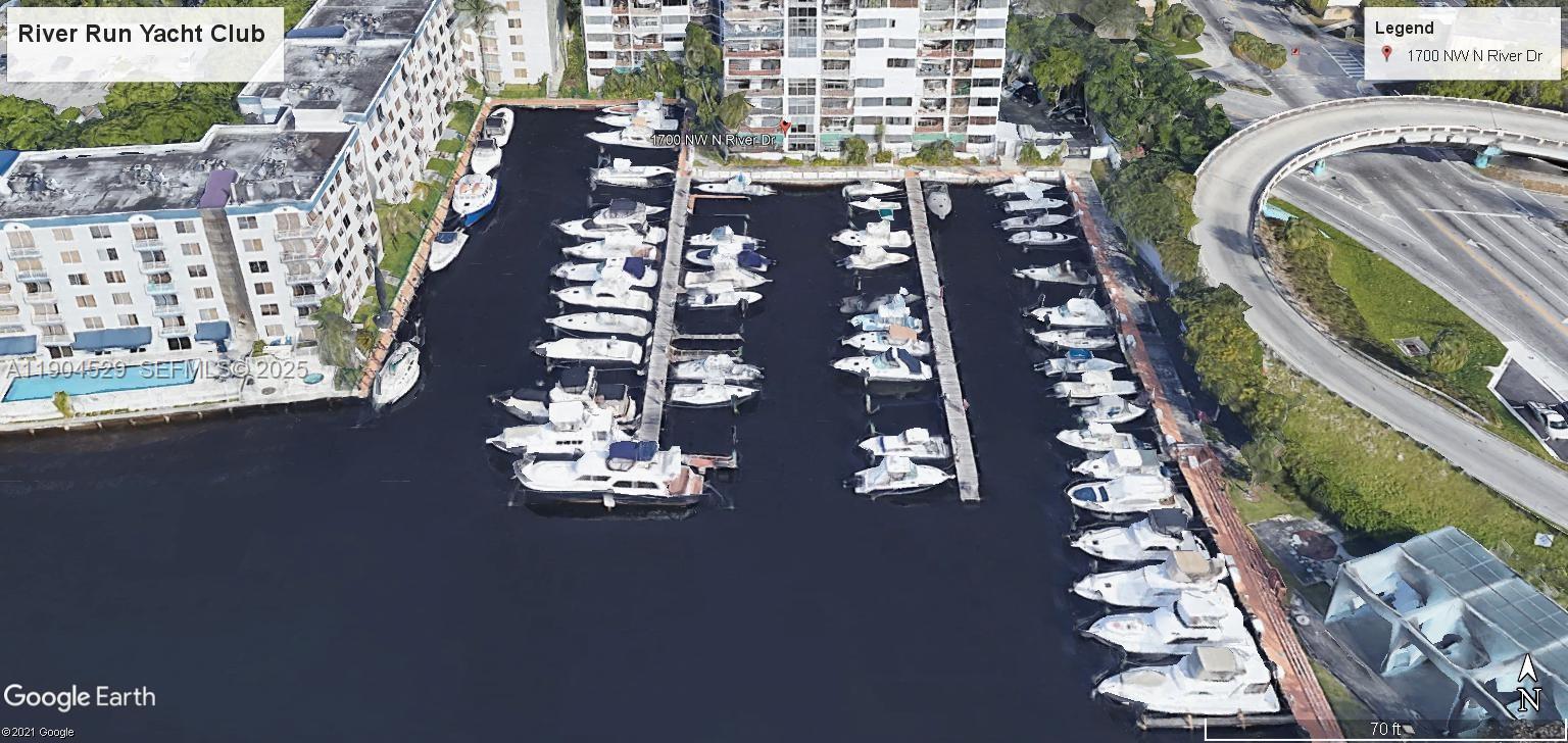 RIVER RUN YACHT CLUB COND. - Land