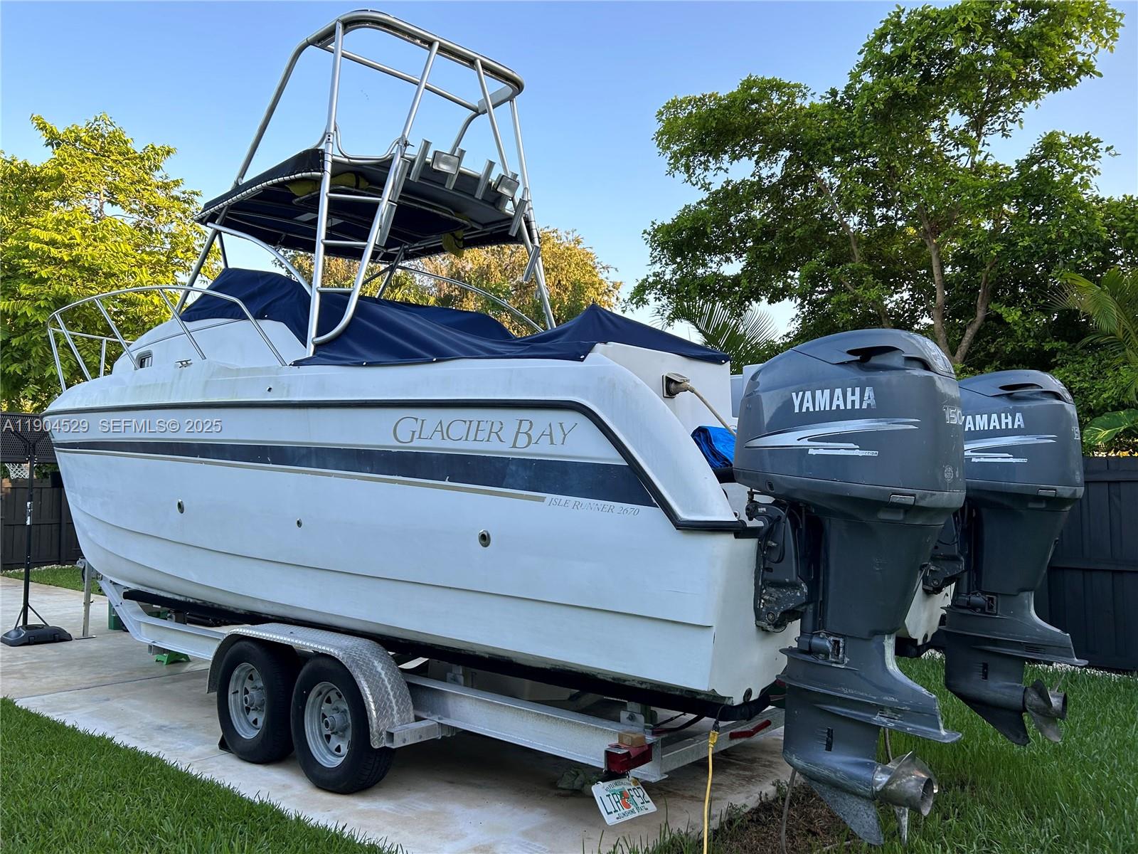 RIVER RUN YACHT CLUB COND. - Land