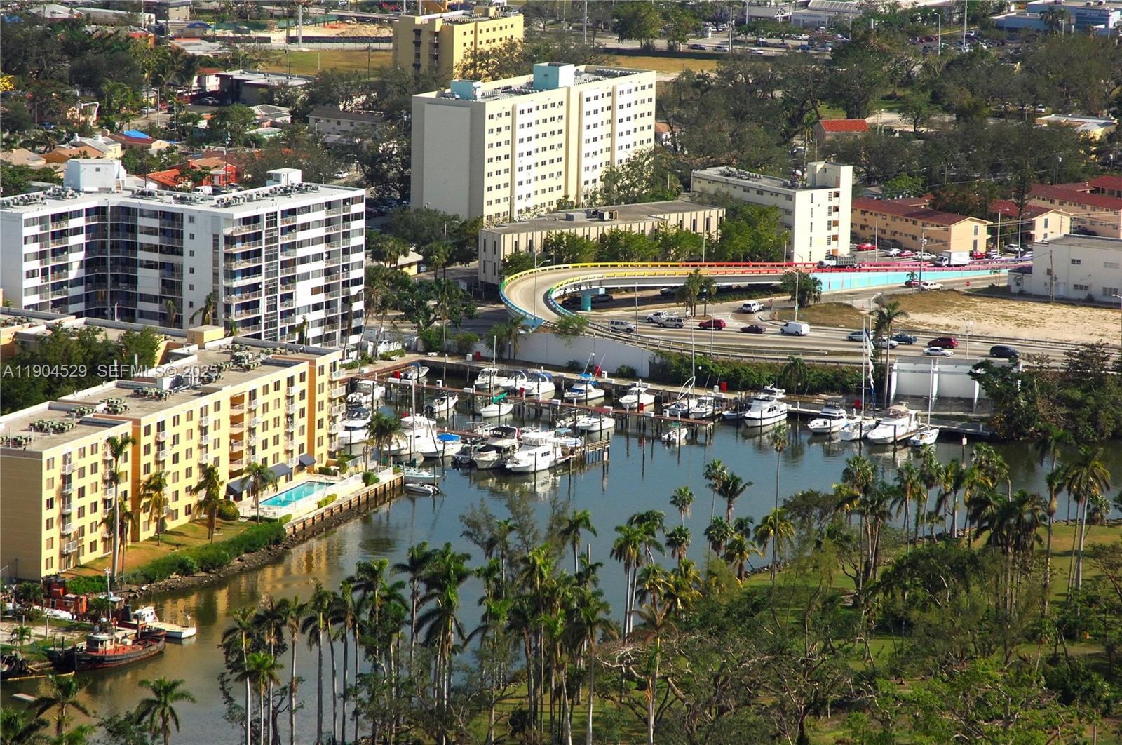 RIVER RUN YACHT CLUB COND. - Land