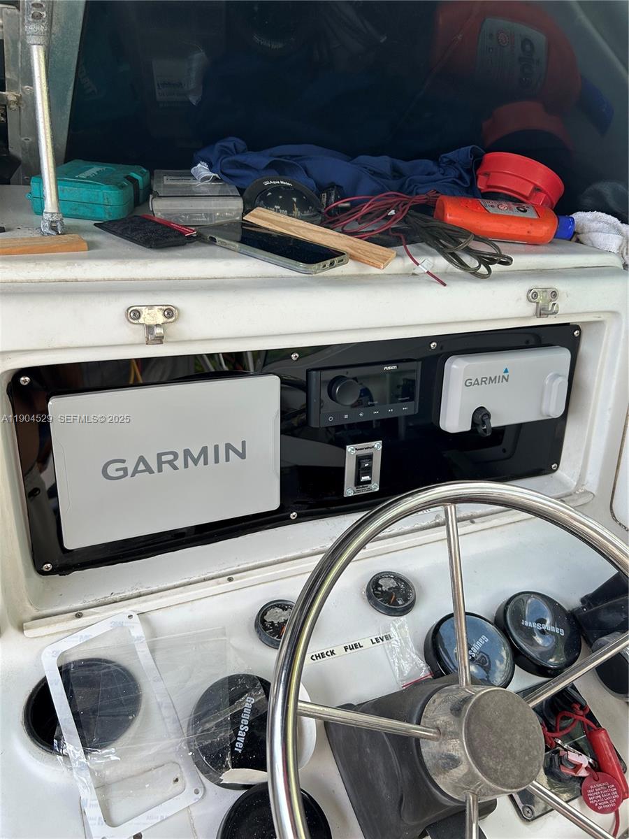 RIVER RUN YACHT CLUB COND. - Land