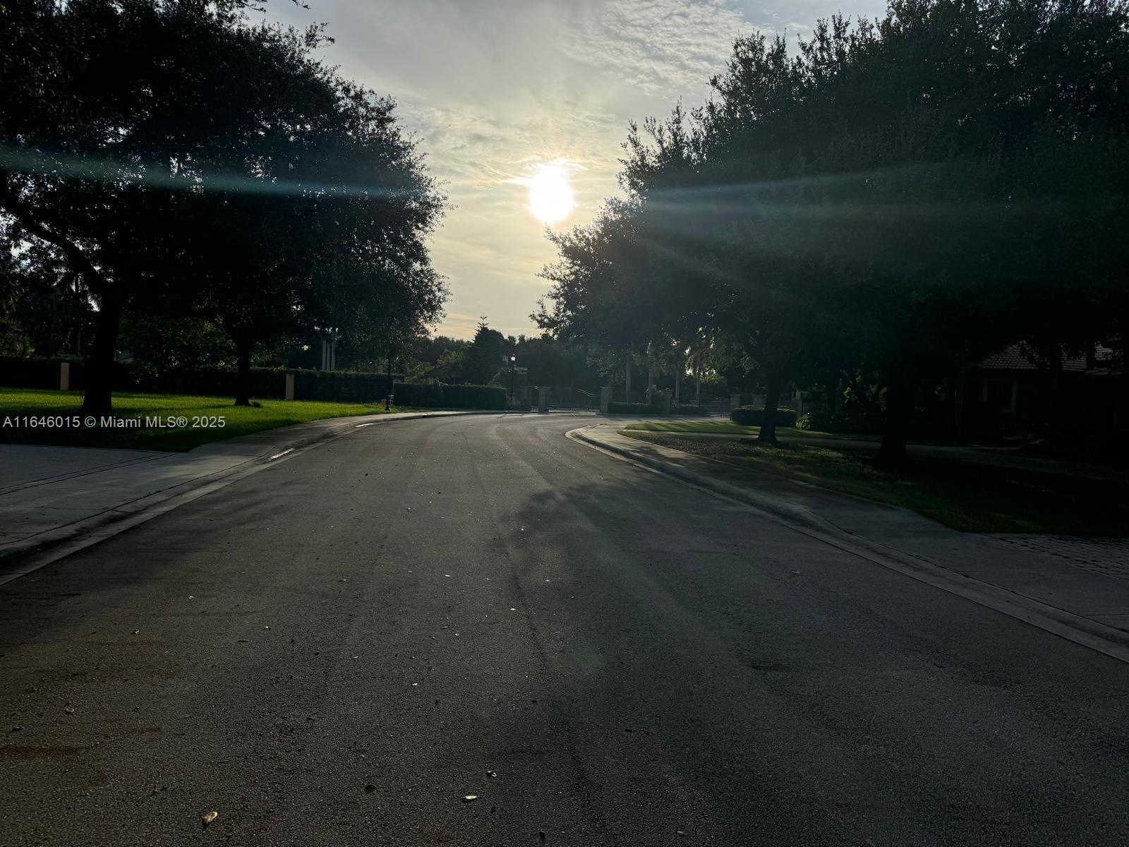 HICKS ESTATES - Residential