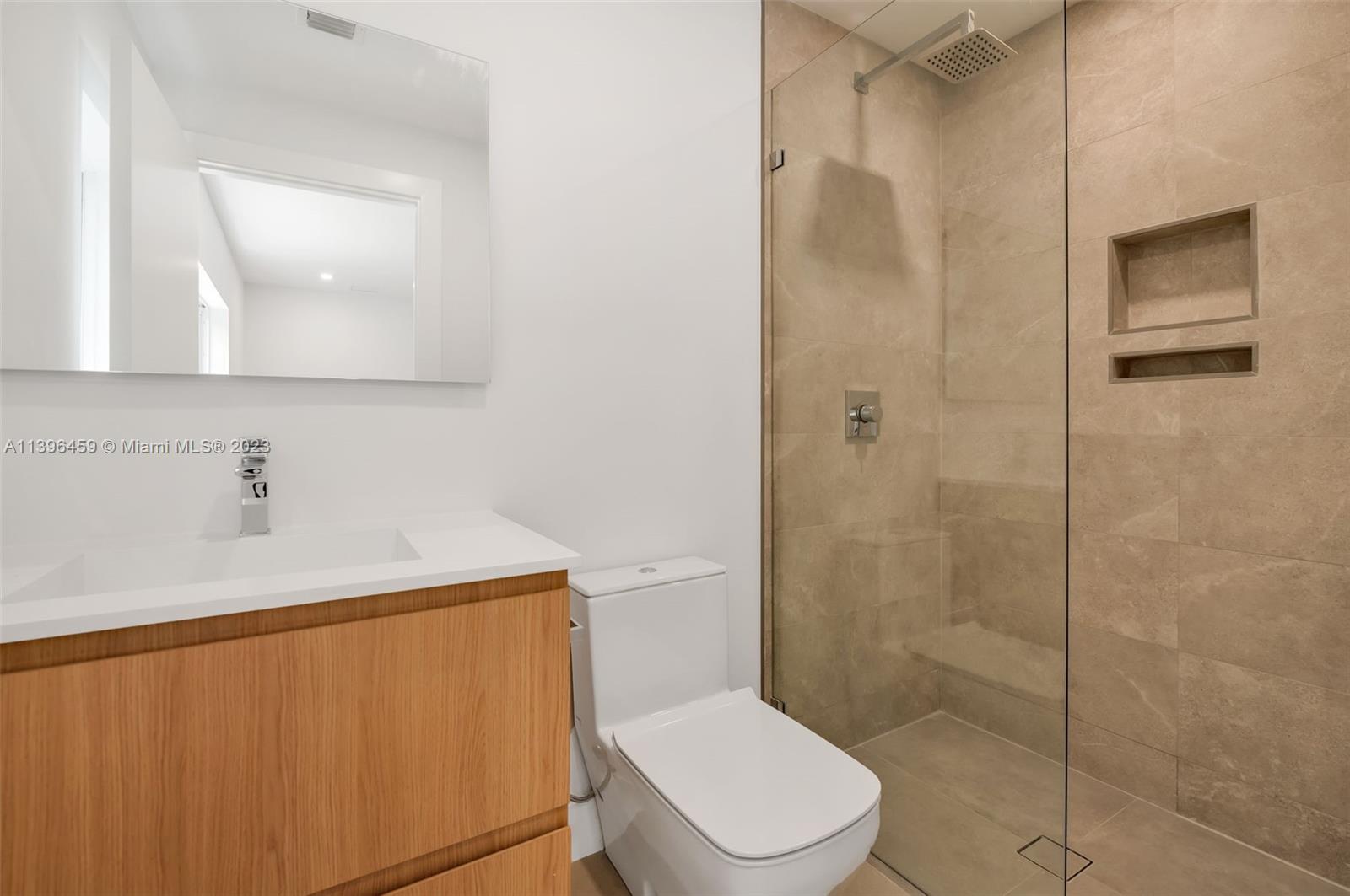 COCO GROVE - Residential