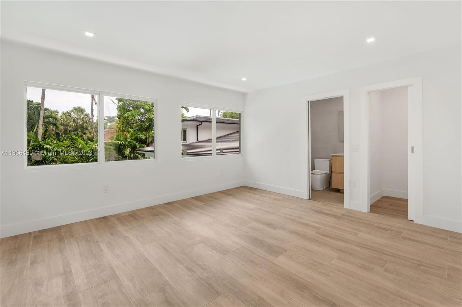 COCO GROVE - Residential