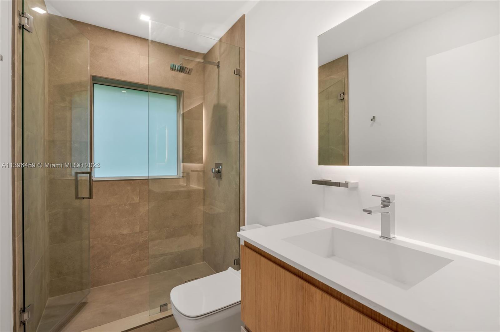 COCO GROVE - Residential