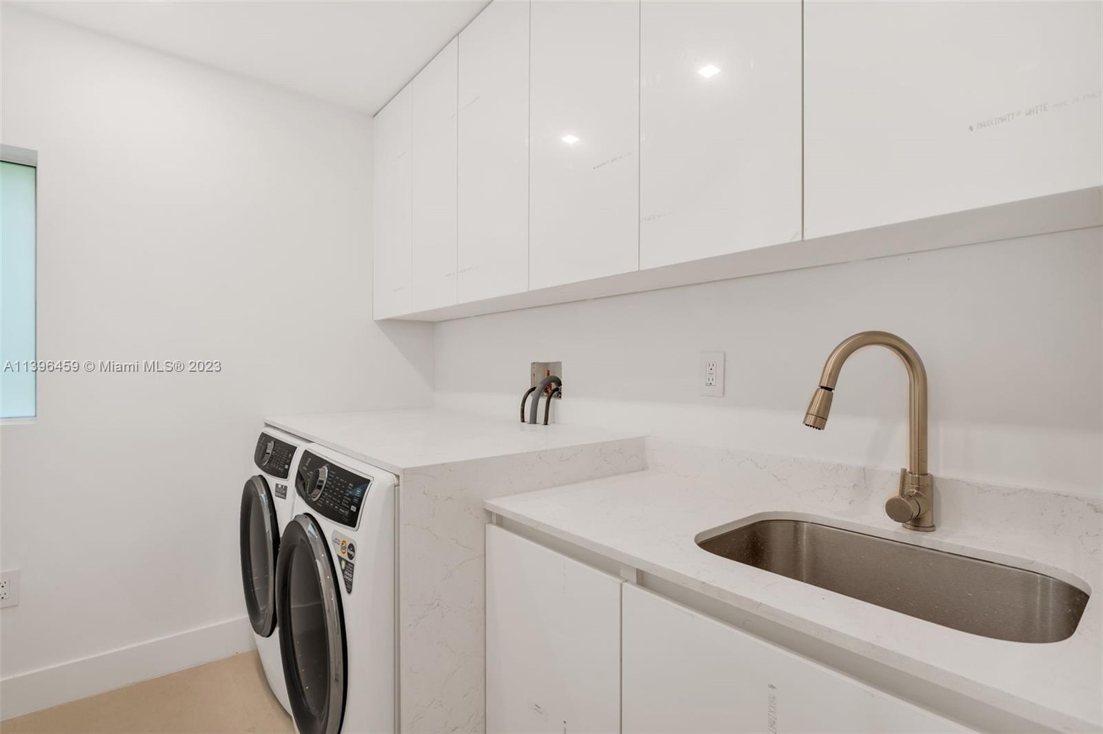 COCO GROVE - Residential