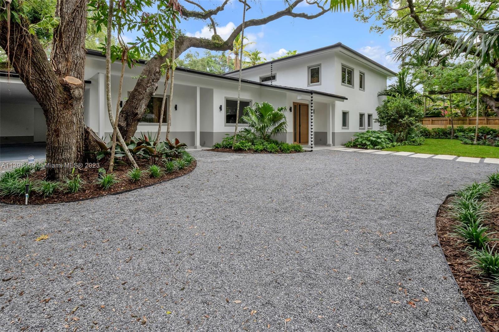 COCO GROVE - Residential