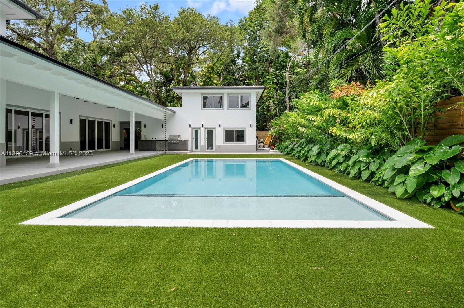 COCO GROVE - Residential