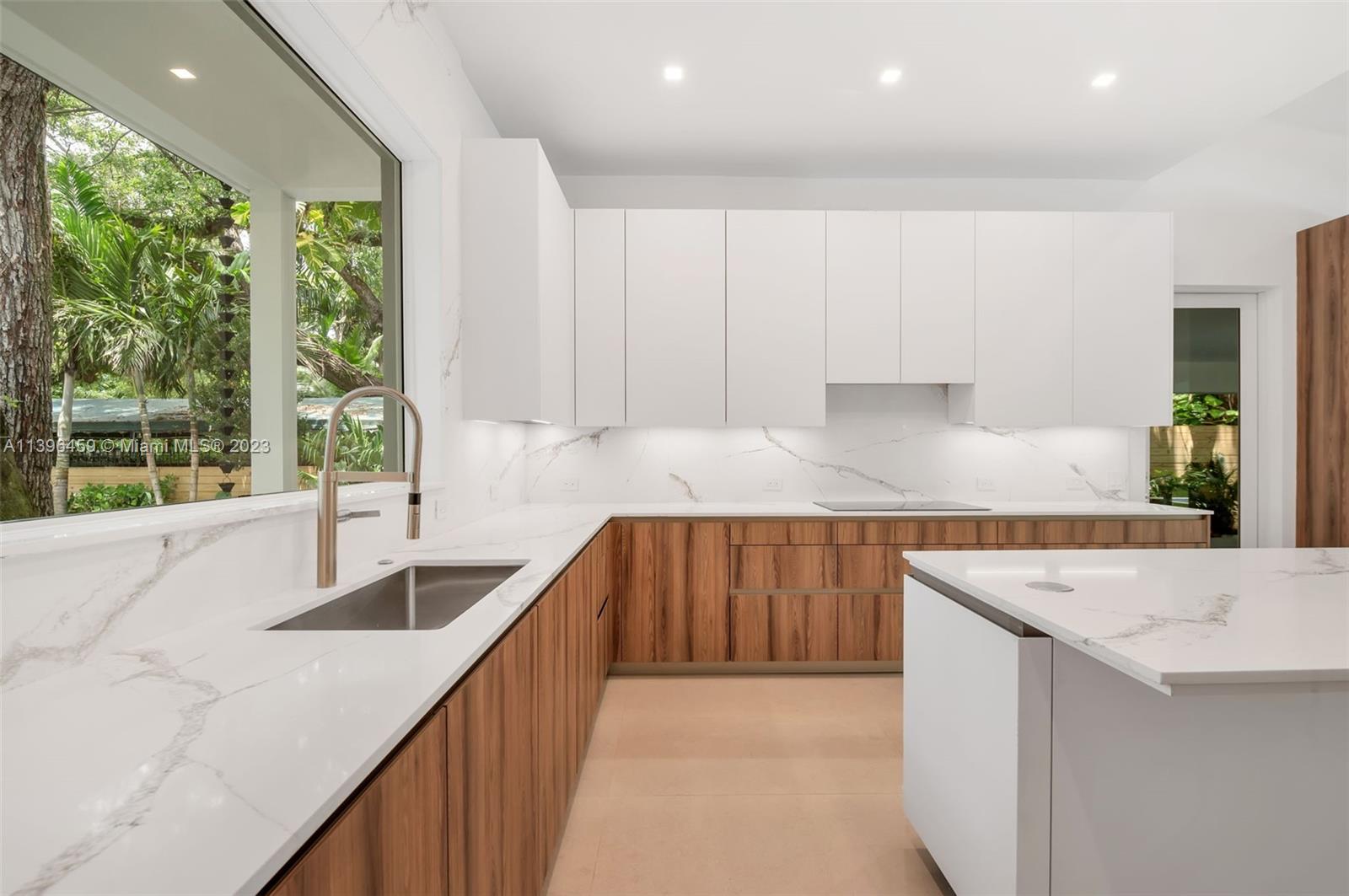 COCO GROVE - Residential