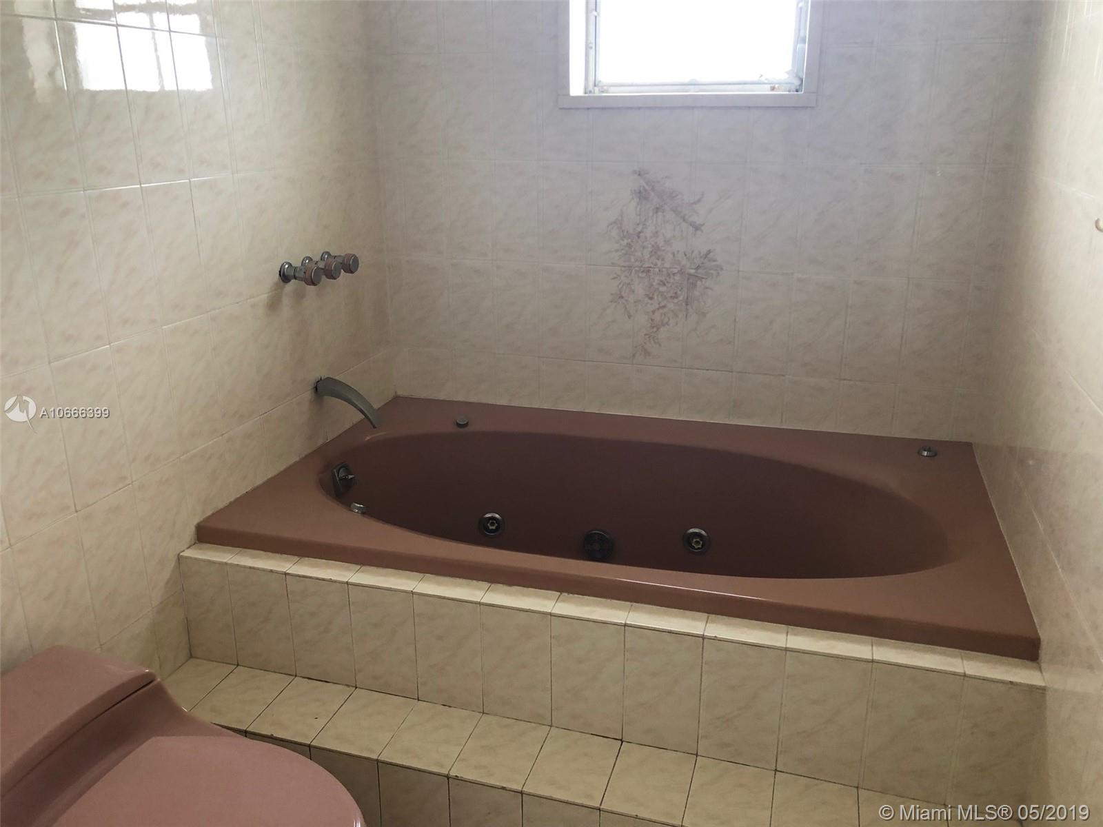 MARLBOROUGH - Residential Lease