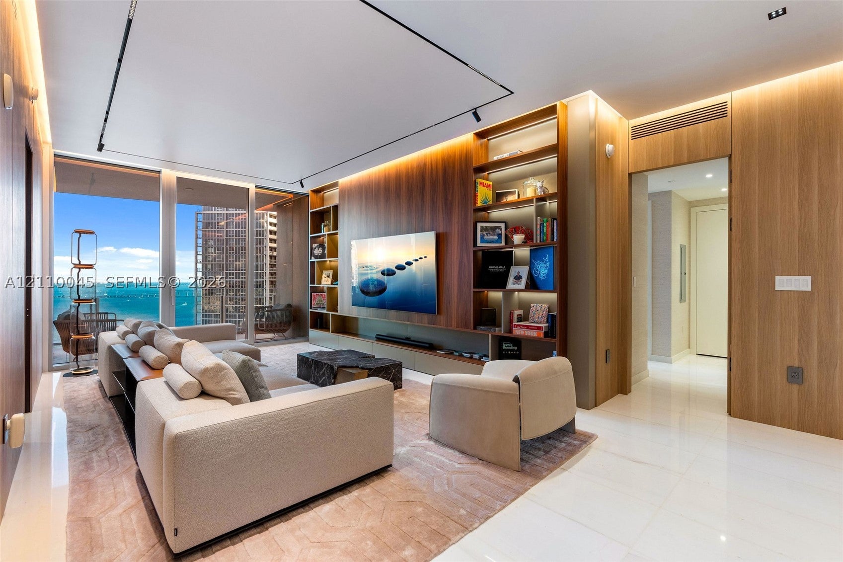300 Biscayne Boulevard Way 3105W