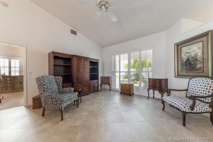 SIENA OAKS - Residential