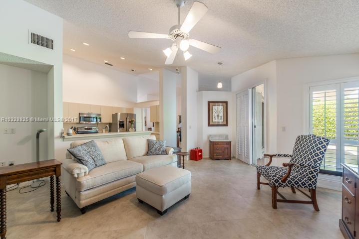 SIENA OAKS - Residential