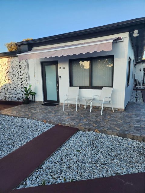 310-312 SW 36th Ave Miami FL 33135