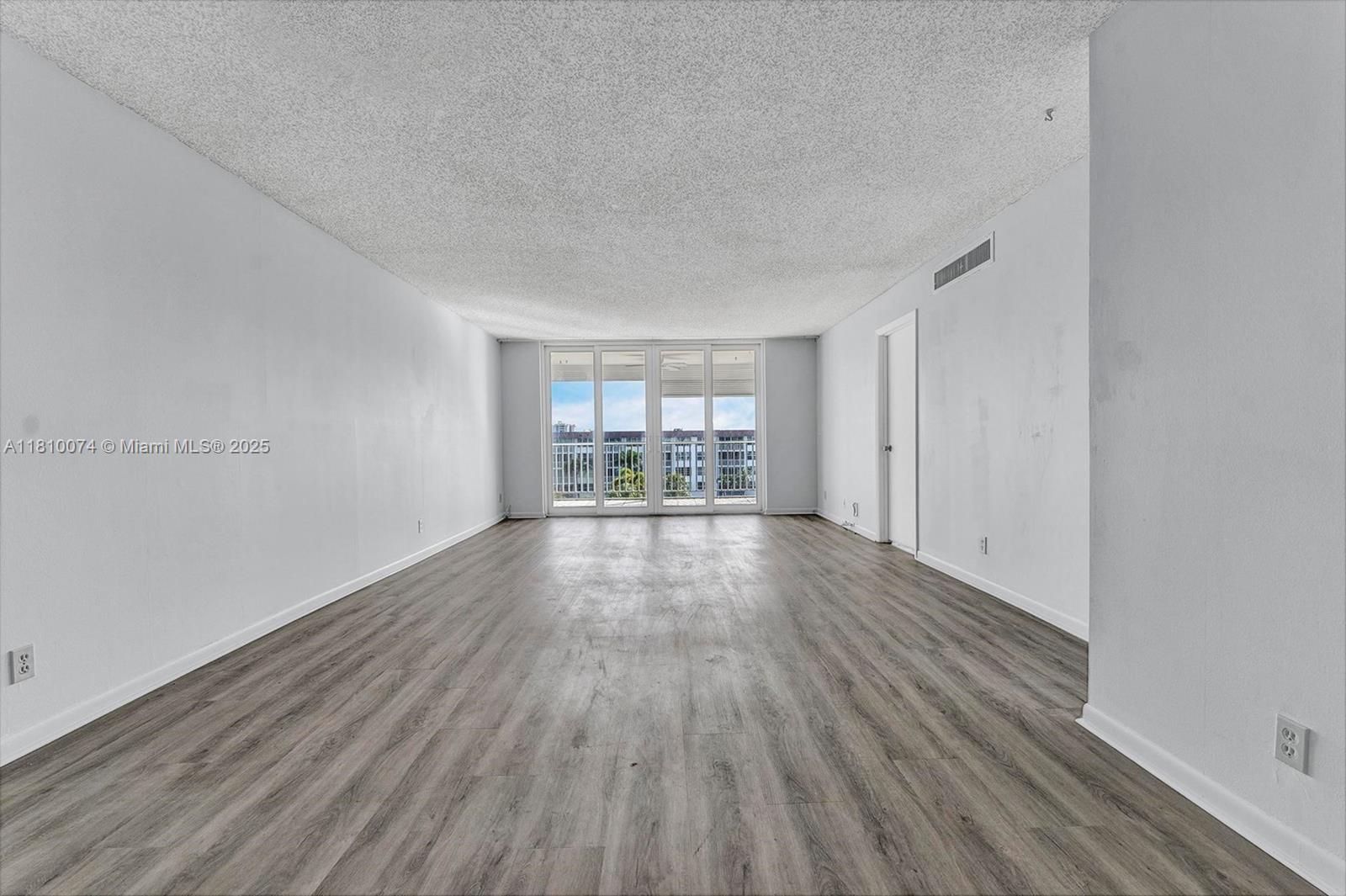 TROPIC BAY CONDO - Residential