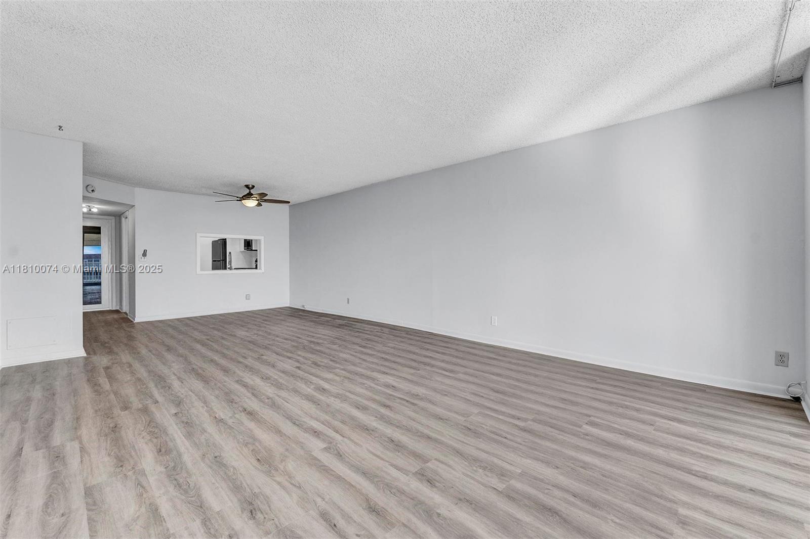 TROPIC BAY CONDO - Residential