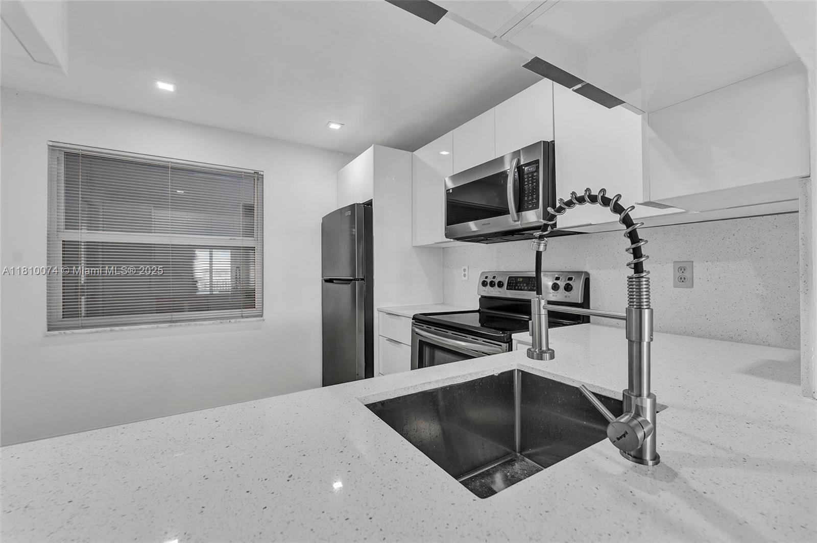 TROPIC BAY CONDO - Residential