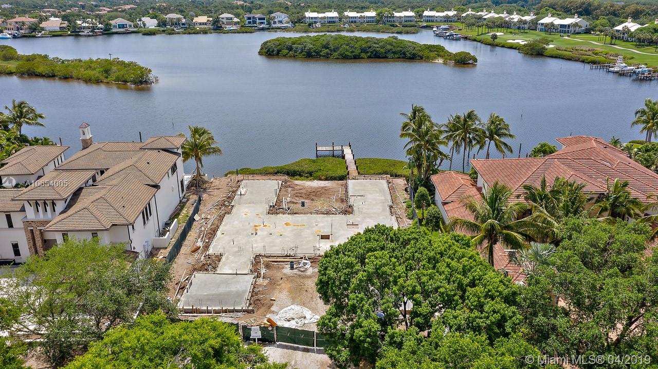 ADMIRALS COVE - Residential