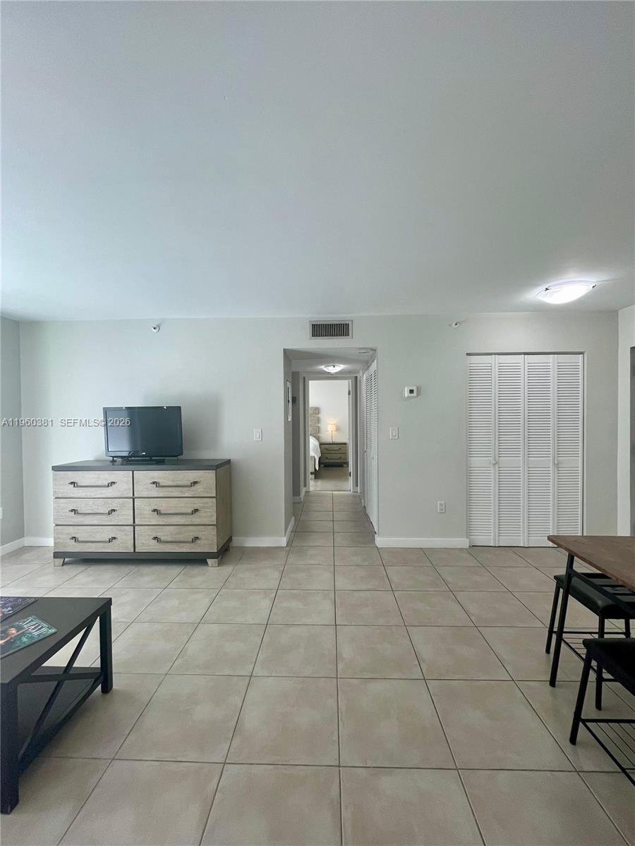 NIRVANA CONDO NO FOUR CON - Residential