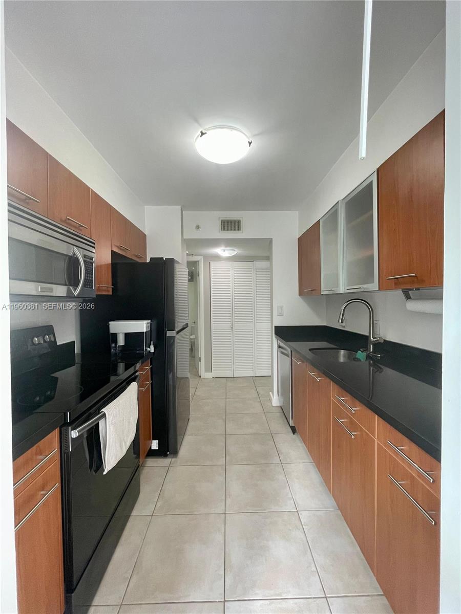 NIRVANA CONDO NO FOUR CON - Residential