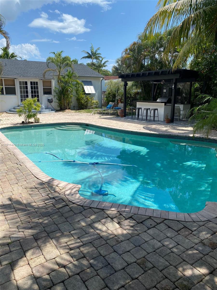 SUNSET TRAILS NO 2 - Residential Lease