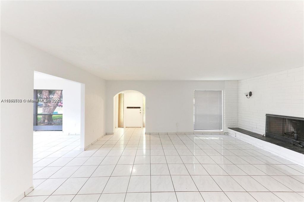 Photo of 3019 SW 68th Ter #7, Miramar, FL 33023 (MLS # A11849782)