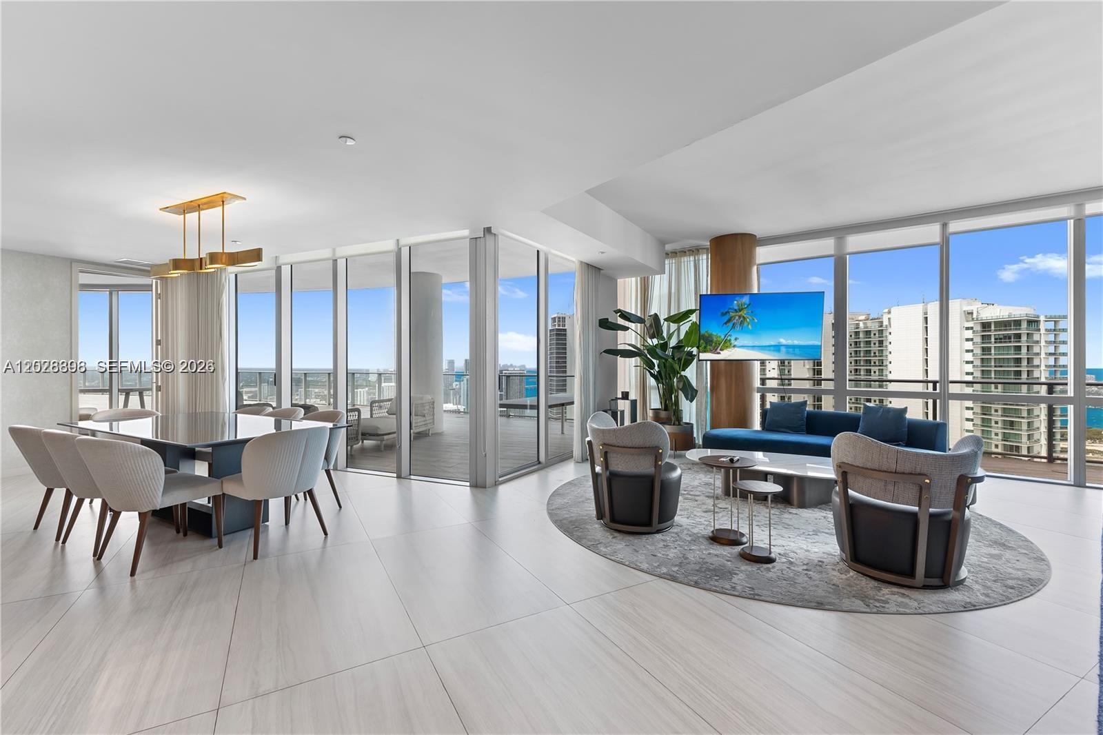 PARAMOUNT MIAMI WORLDCENT - Residential