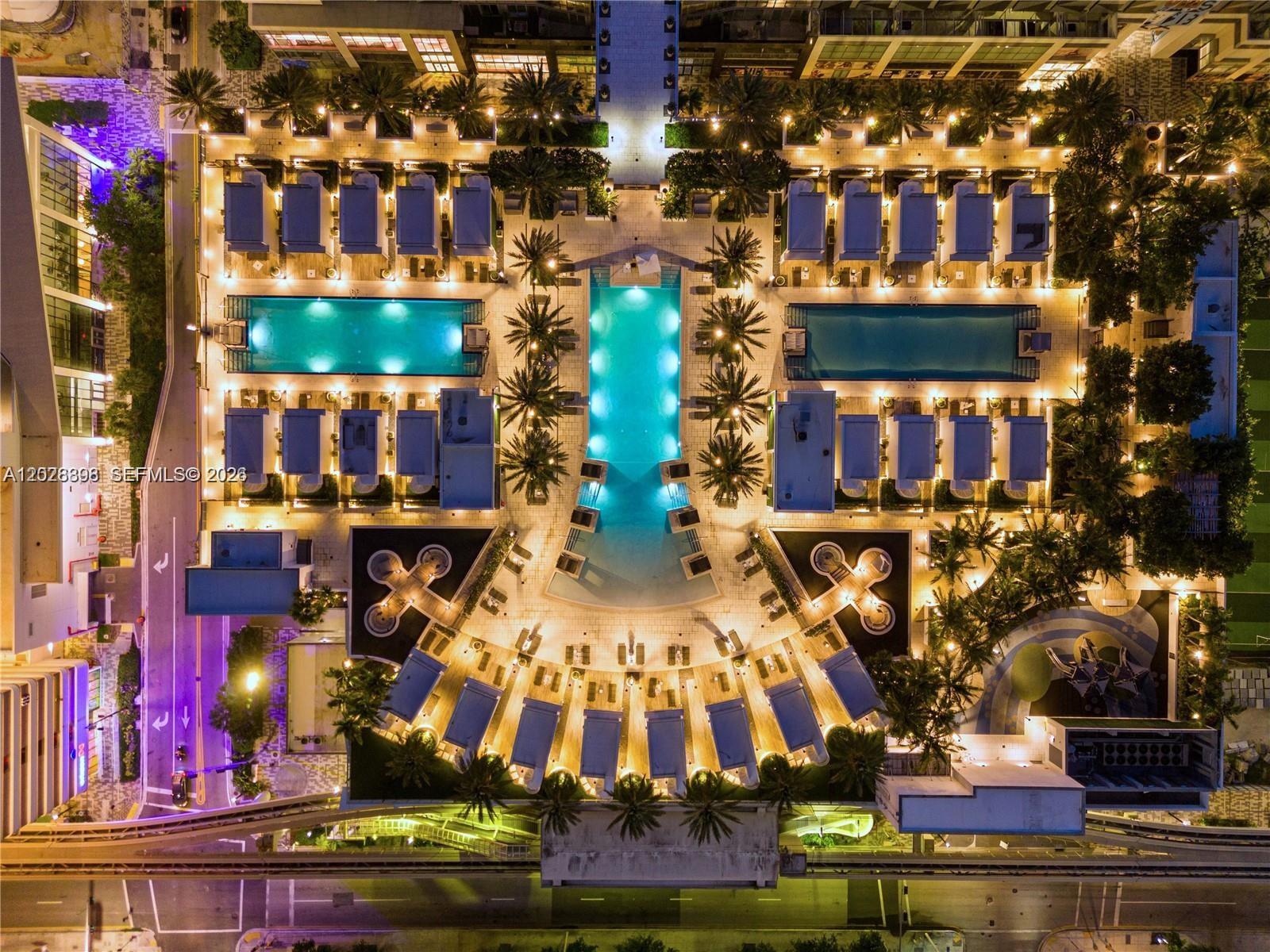 PARAMOUNT MIAMI WORLDCENT - Residential