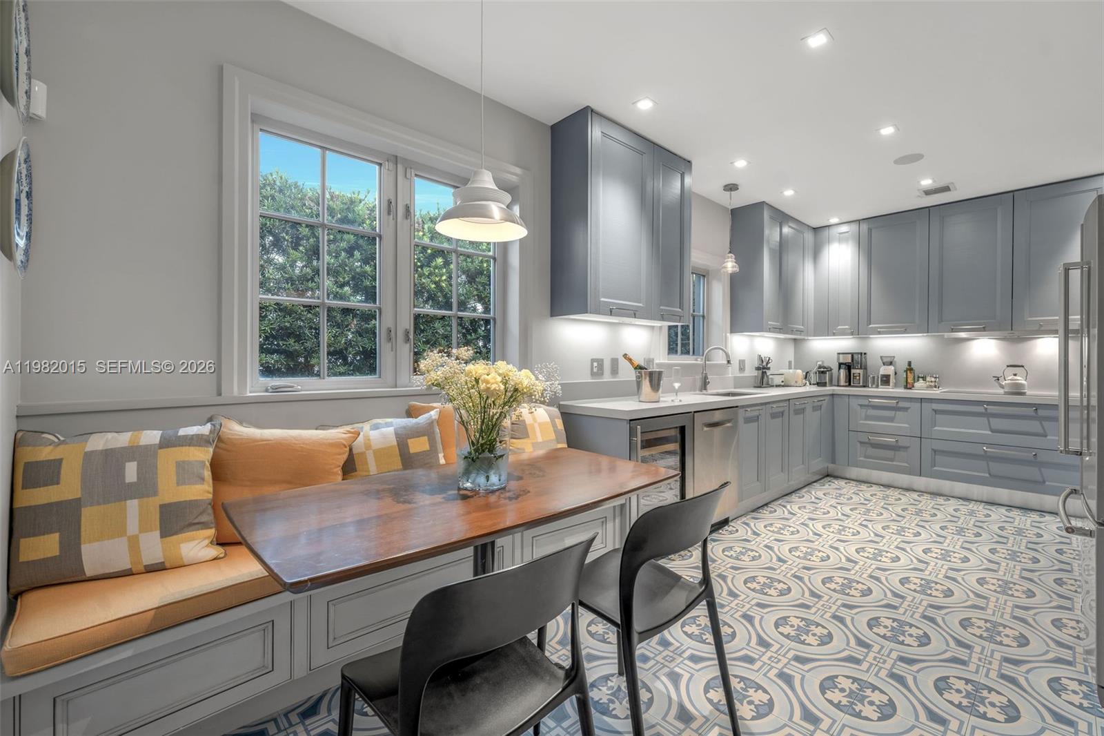 PALM VIEW SUB - Residential