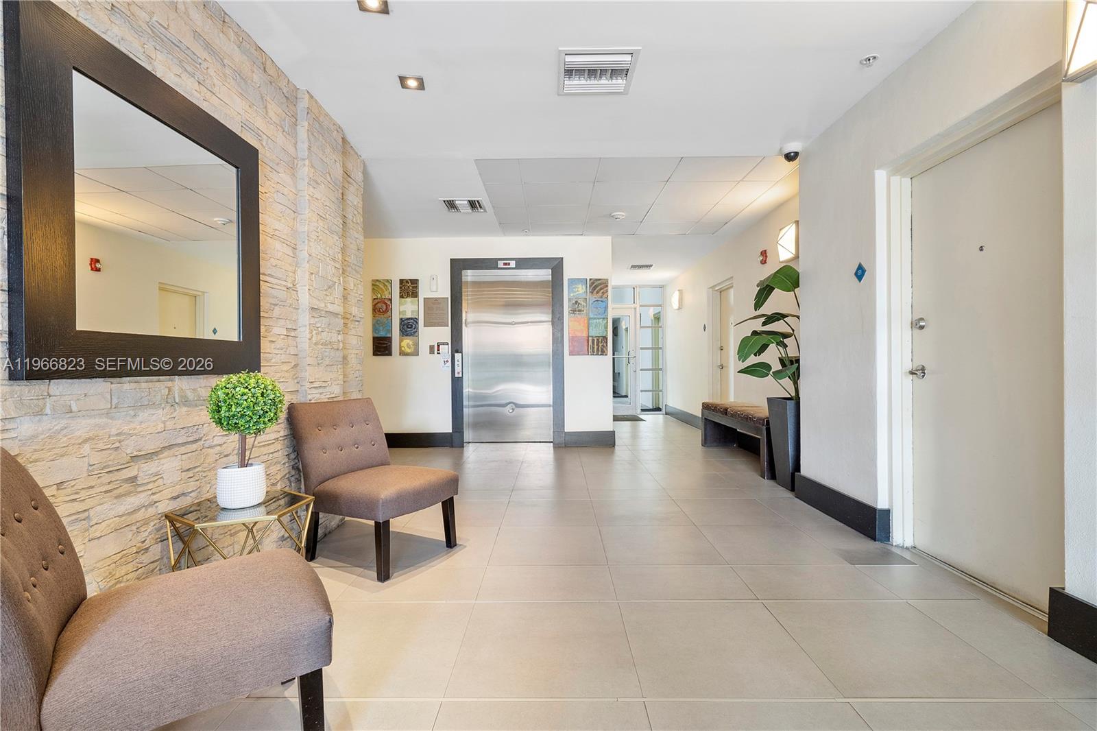 3339 Virginia St PH-26