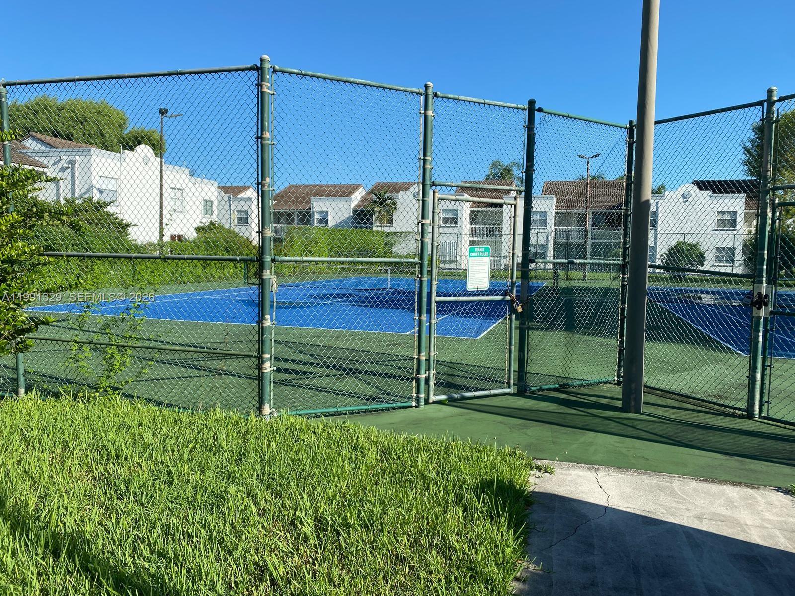 THE GREENS AT DORAL CONDO - Residential