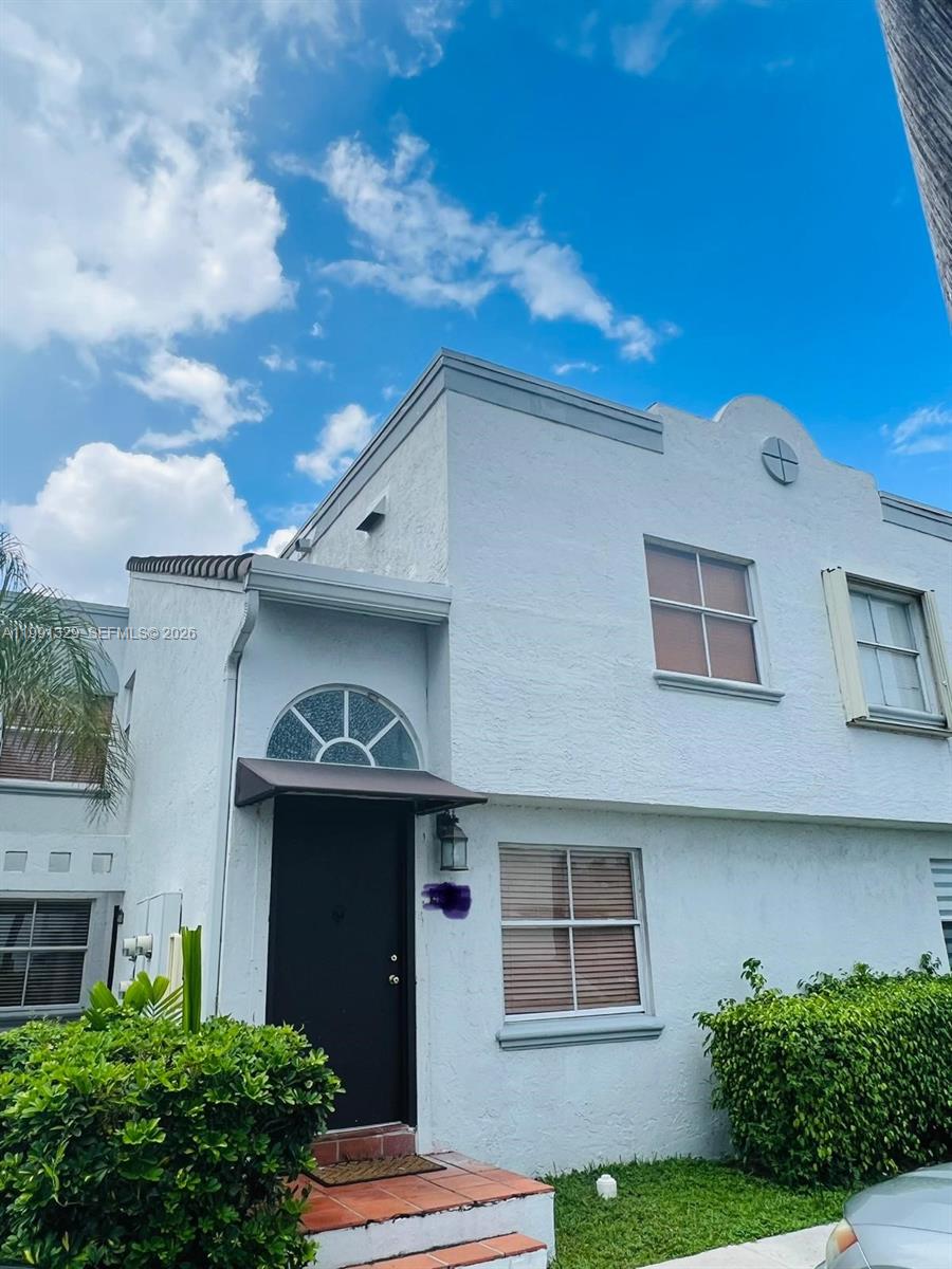 THE GREENS AT DORAL CONDO - Residential